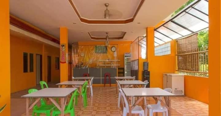 Jessa'S 5 Guests House Moalboal Exterior foto